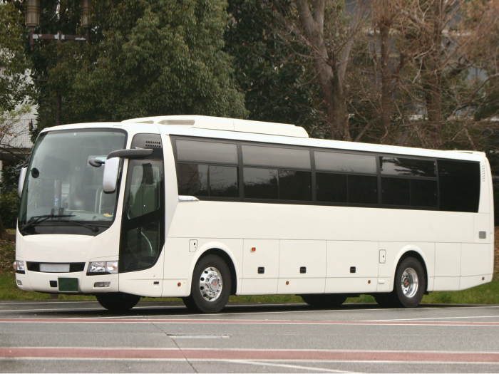 大型バス